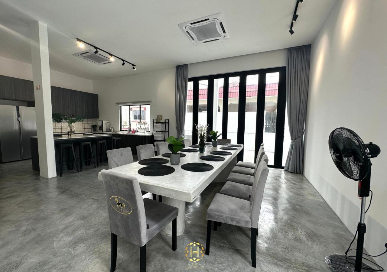 Вілла The Luxurious 27, Джохор-Бару Екстер'єр фото
